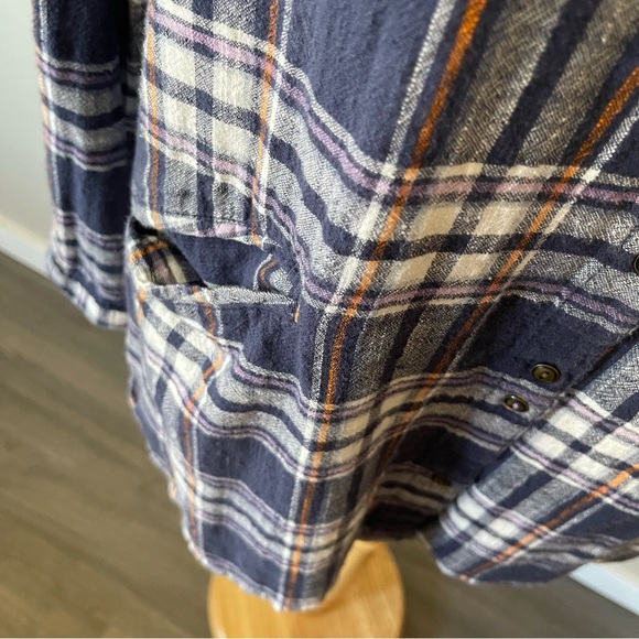 WHITE STUFF Plaid Button Down Shirt wth Adjustable Sleeves - Picture 5 of 11